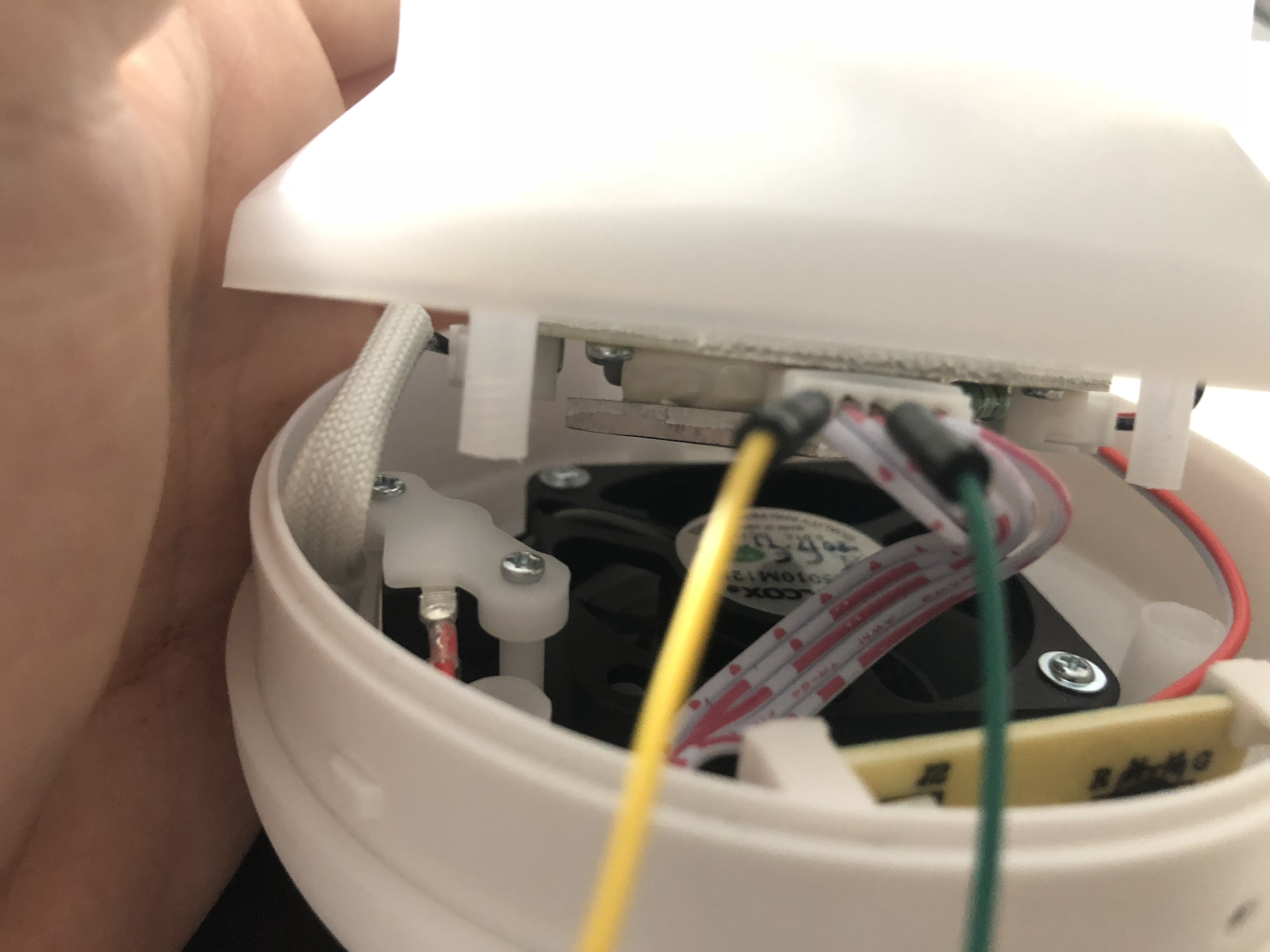 Wires plugged into the humidifier from tutorial