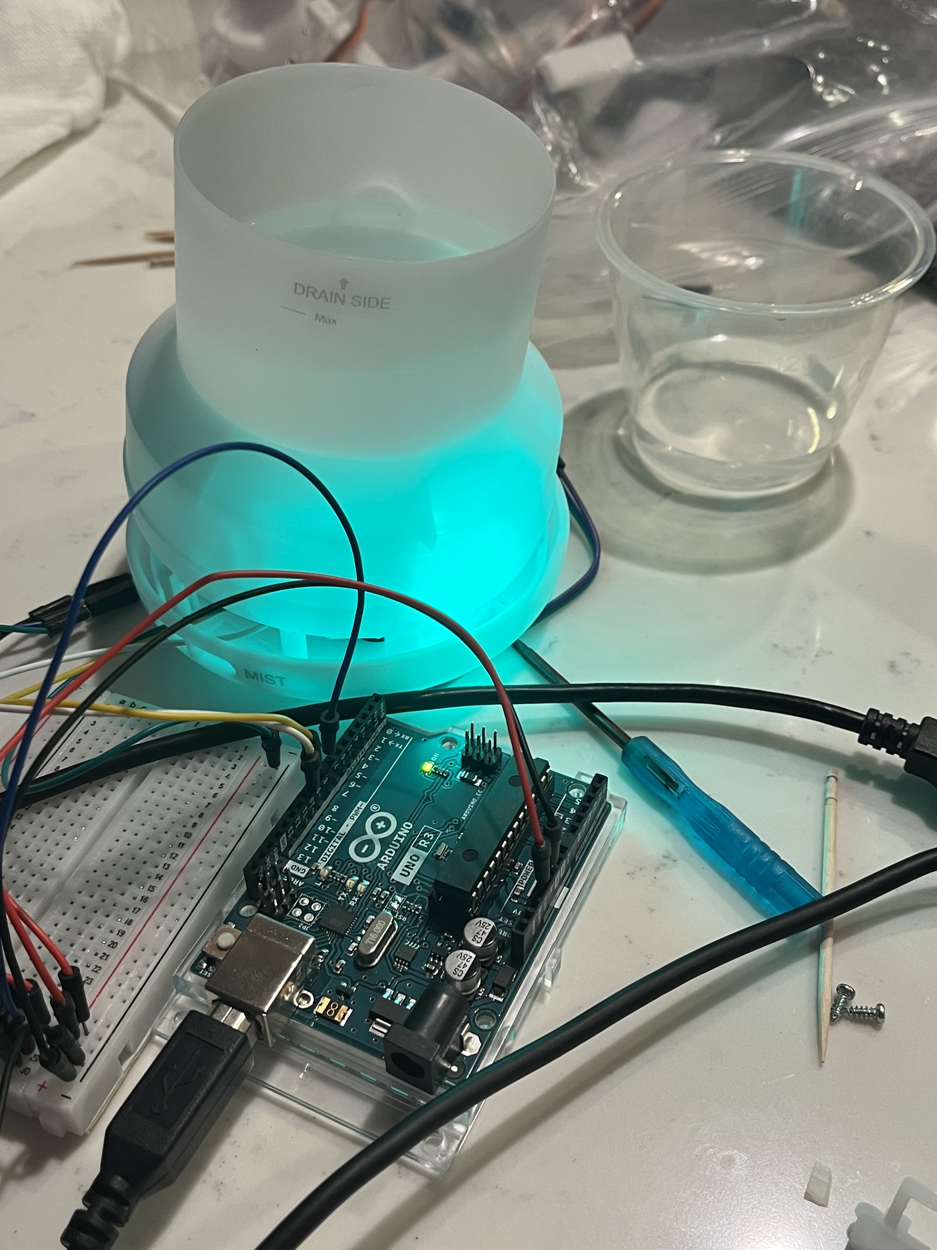 Humidifier ilght turning on